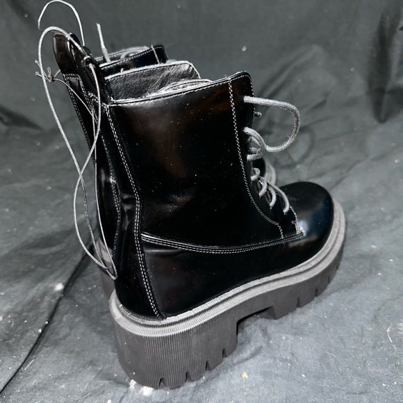 Forever 21 black glossy combat boots - Picture 8 of 8